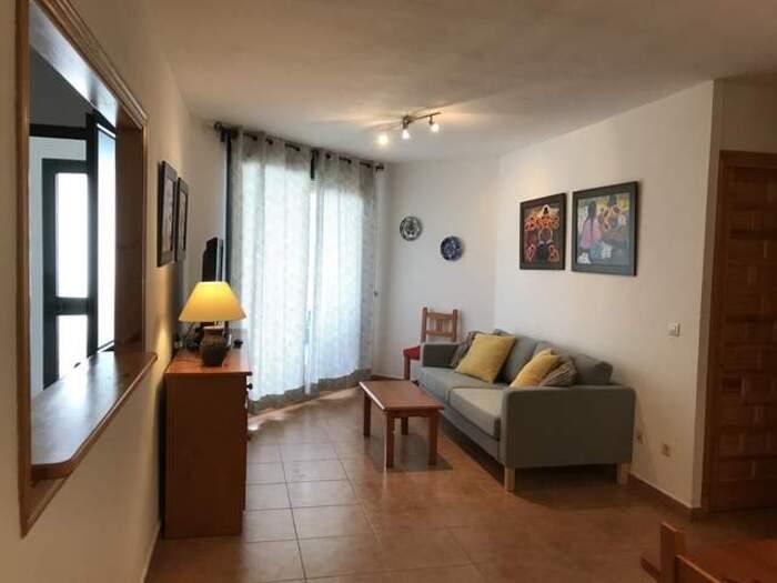 Apartamento en urb atlanterra playa de 2 dormitorios, 1 baño prim