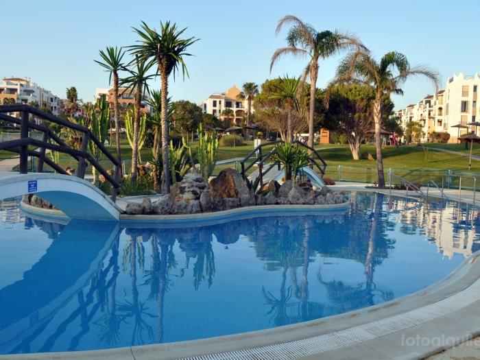 image 2 bedroom, 1 bathroom apartment in Urb Atlanterra Playa. 11
