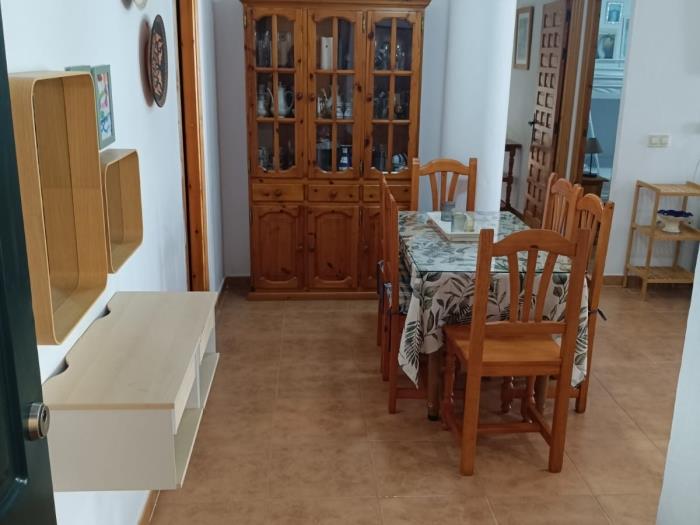 image 2 bedroom, 1 bathroom apartment in Urb Atlanterra Playa. 1