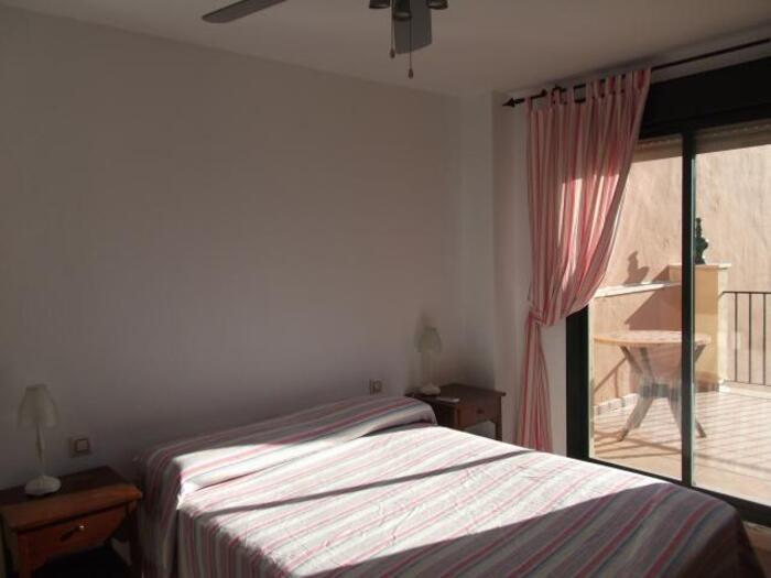 image Estupendo Adosado en Urb. Jardines de Zahara 9