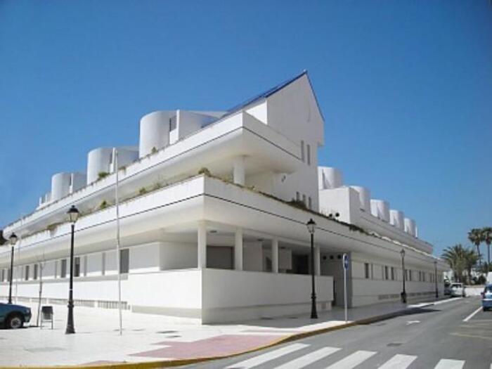 image Urbanización en el centro de Zahara de los Atunes 0