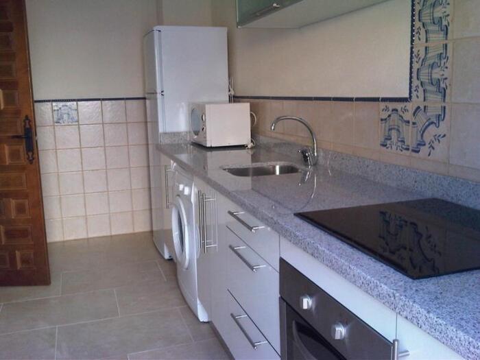 image Adosado en Zahara de los Atunes-Urb. La Tahona 9