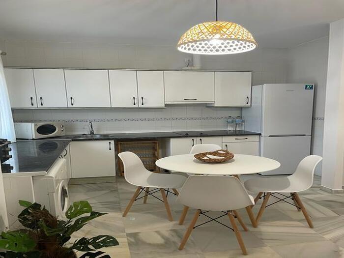 image Apartamento 2 dorm en Urb. Aretusa Luz 0