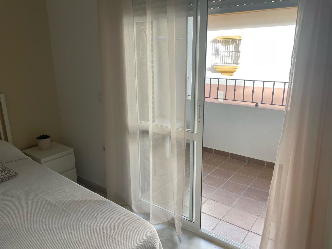 image Apartamento 2 dorm en Urb. Aretusa Luz 6