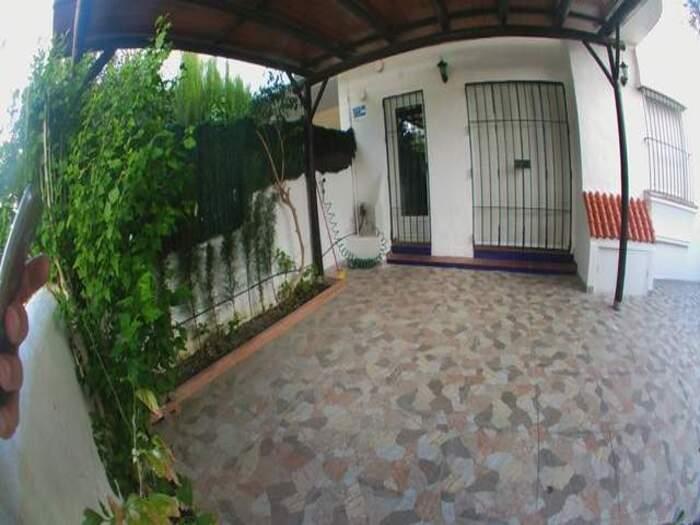 image Very comfortable 2 bedroom + 2 bathroom ground floor apartment 11