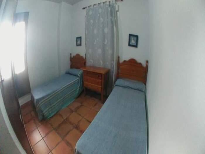 image Very comfortable 2 bedroom + 2 bathroom ground floor apartment 6