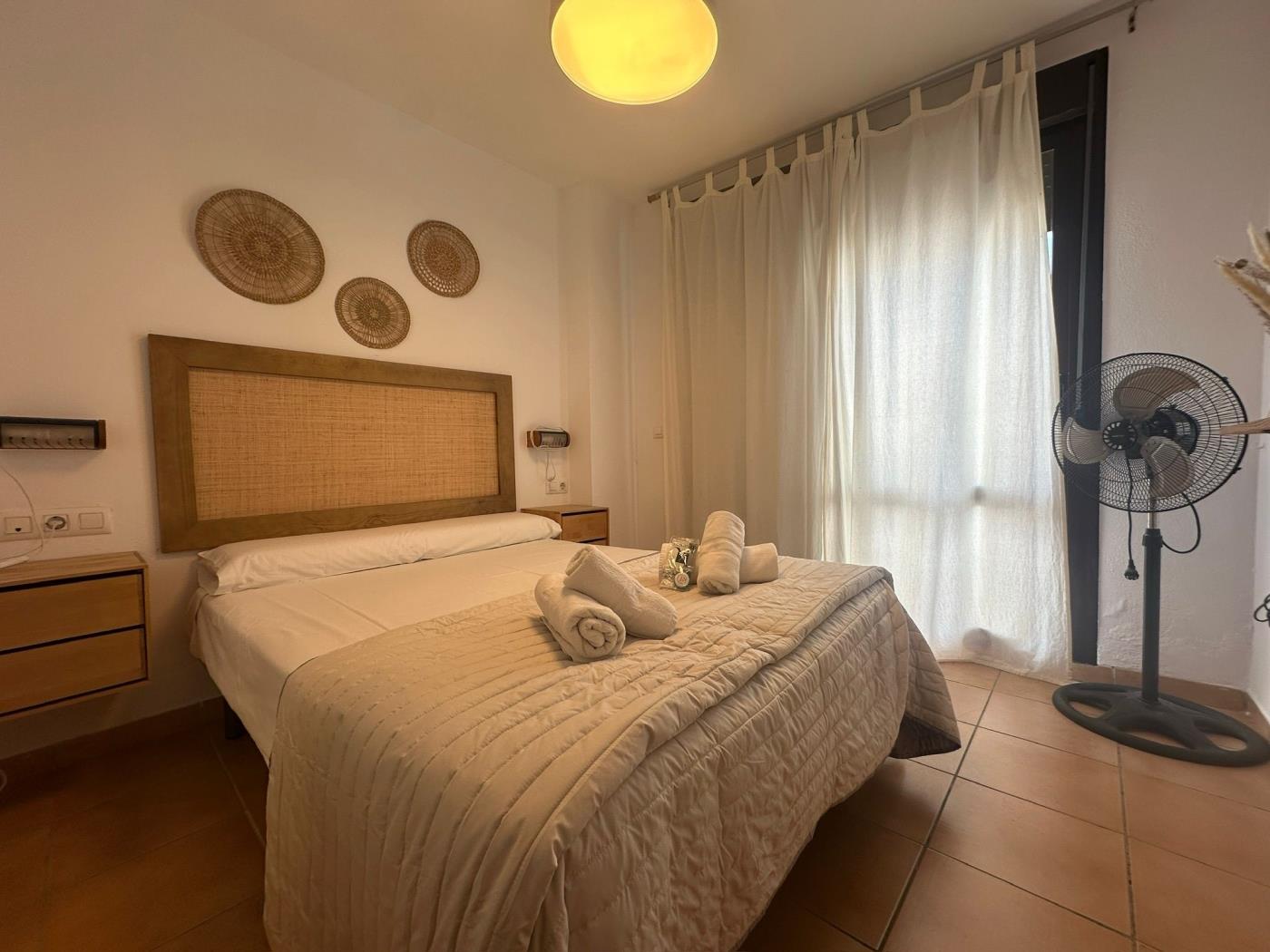 image Estupendo ático en la misma playa-2 dorm + 1 baño ( 4 pax ) 10