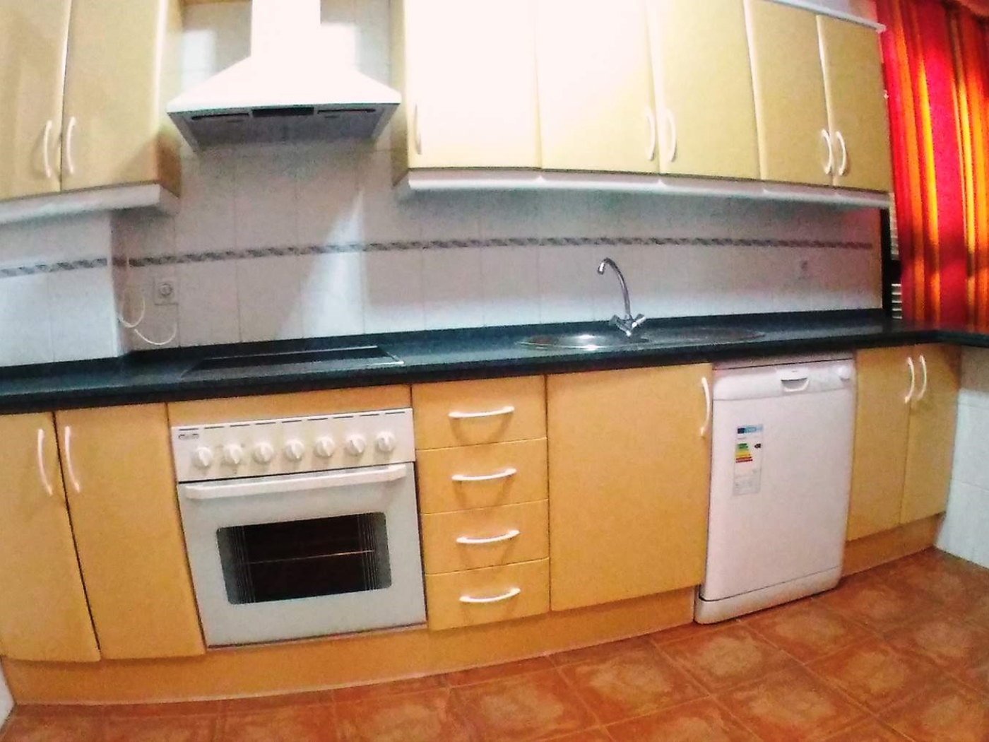 image Amplio y cómodo apartamento de 2 dorm + 1 baño ( muy bonito 10