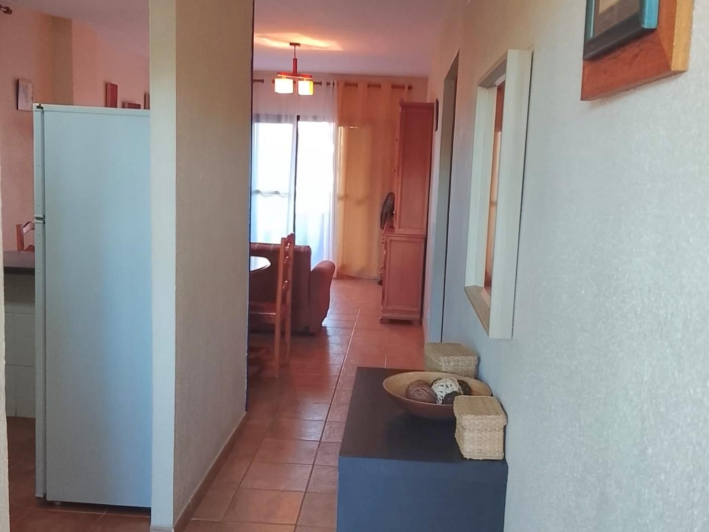 image Amplio y cómodo apartamento de 2 dorm + 1 baño ( muy bonito 6