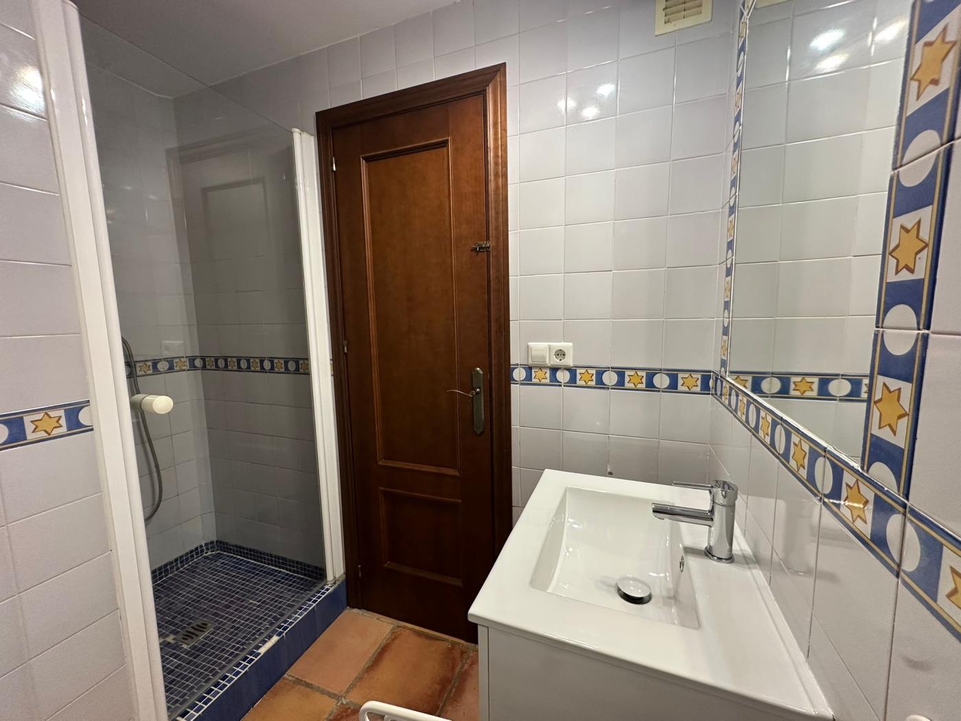 image Amplio apartamento en Urbanización Bahía de la Plata 9