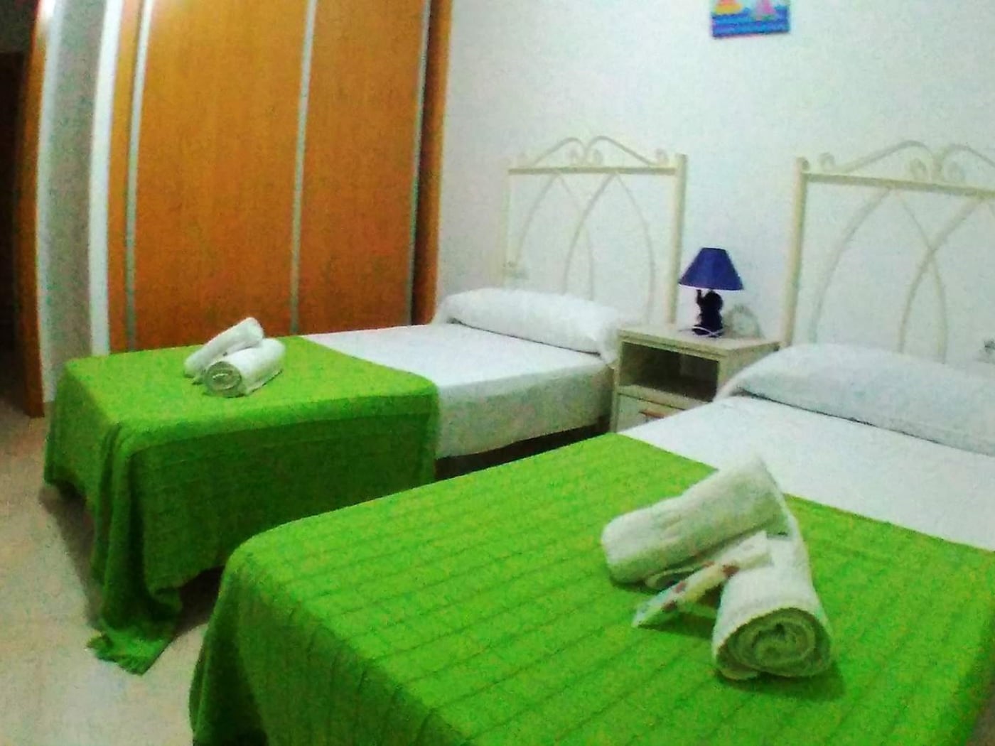 image Apartamento de 3 dorm + 3 baños ( 8 pax ) Piscina 3