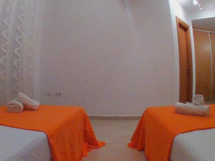 image 3 bedroom + 3 bathroom apartment (8 pax) Swimming pool 14