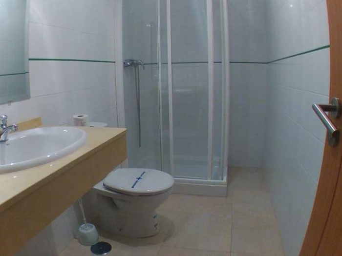 image 3 bedroom + 3 bathroom apartment (8 pax) Swimming pool 8