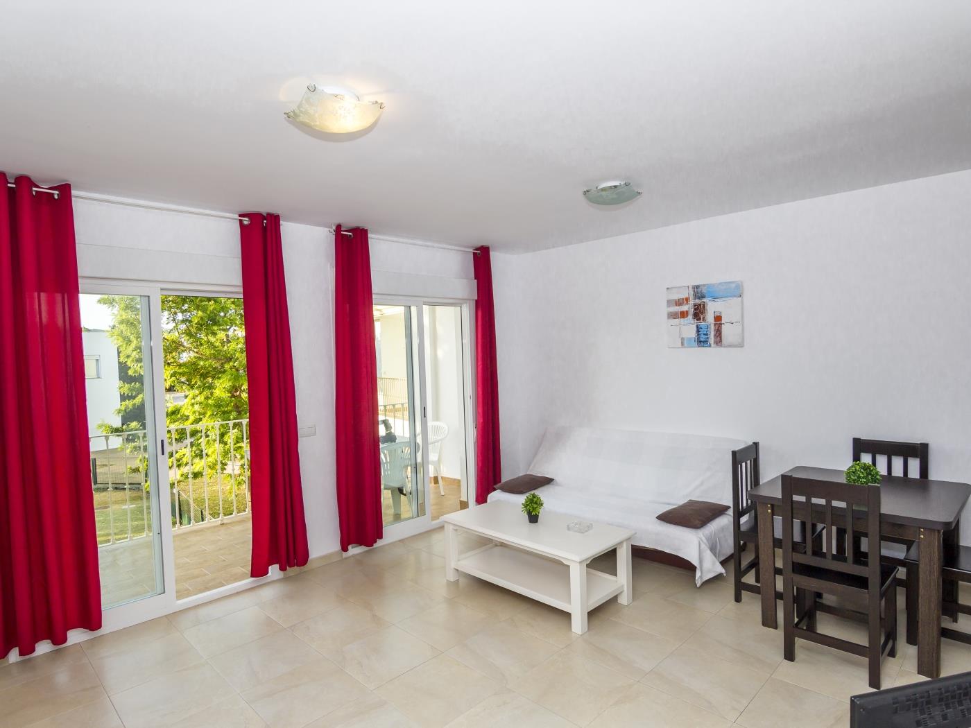 image Apartamento de 3 dorm + 2 baños ( 8 pax ) Piscina 0