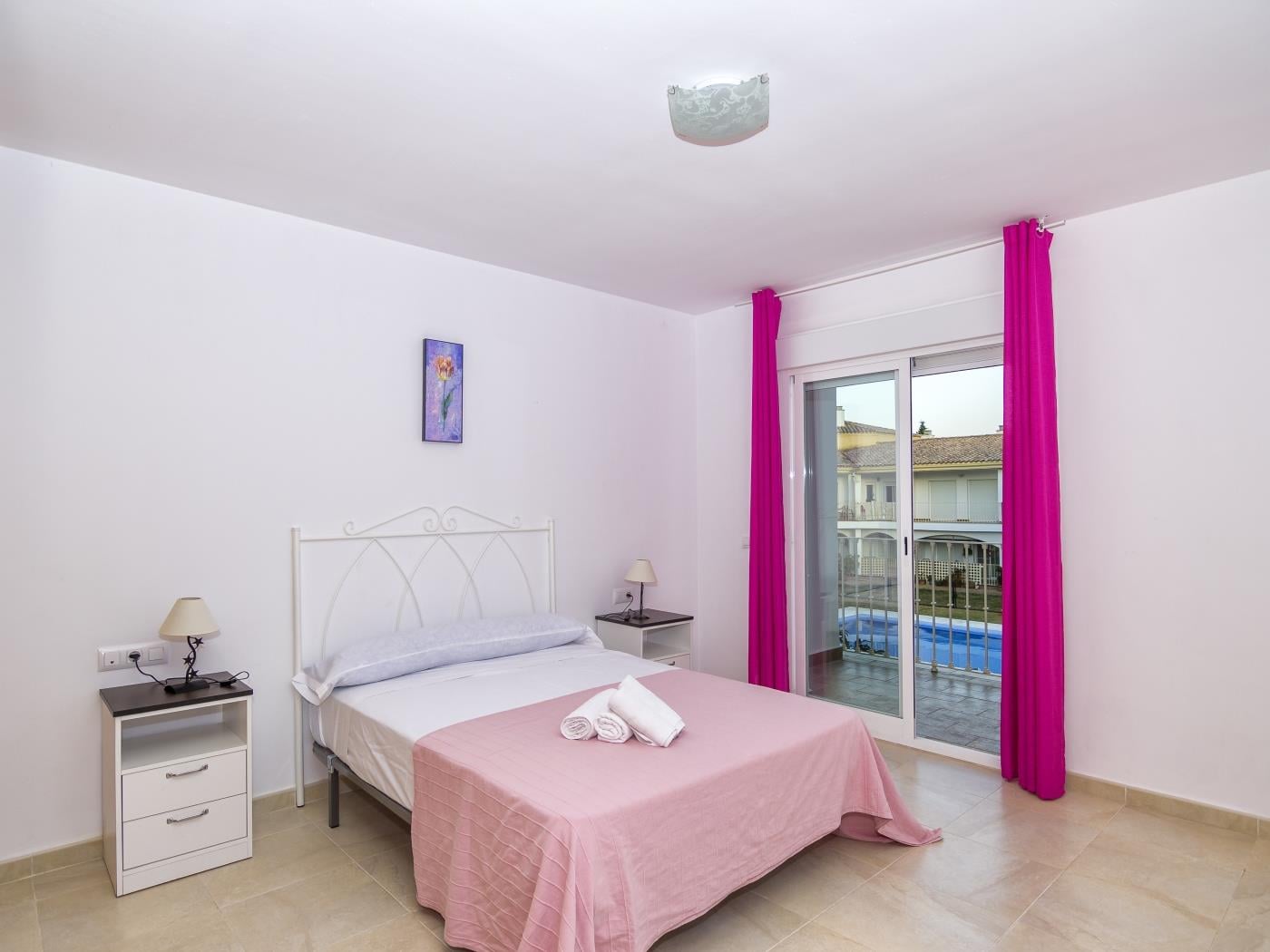 image Apartamento de 3 dorm + 2 baños ( 8 pax ) Piscina 10