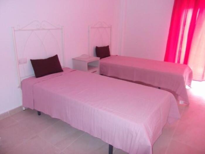 image Apartamento de 3 dorm + 3 baños ( 8 pax ) Piscina 4