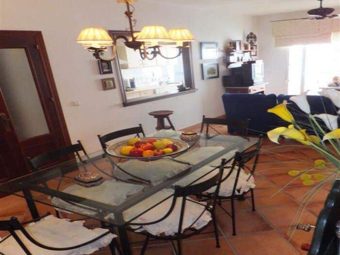 image Apartamento de 2 dormitorios + 2 baños Urb. Bahía de la Plat 1