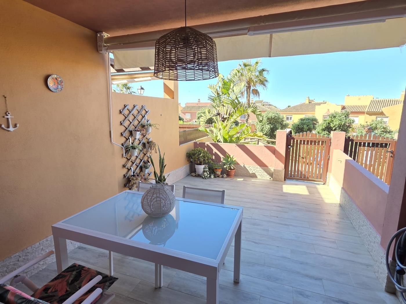 image Casa pareada a estrenar de 2 dorm + 2 baños ( 4 pax ) 6