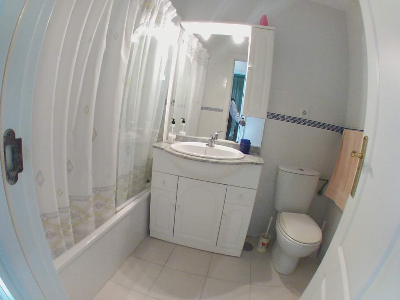 image Ático de 3 dorm + 2 baños en el pueblo-6 Pax- 15