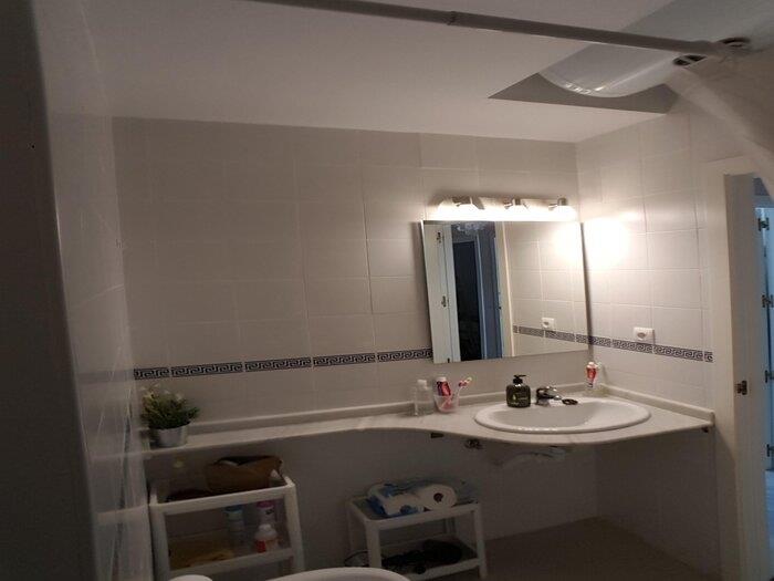 image Apartamento en el pueblo con piscina y garaje 3