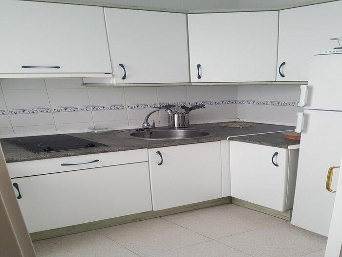 image Apartamento en el pueblo con piscina y garaje 6