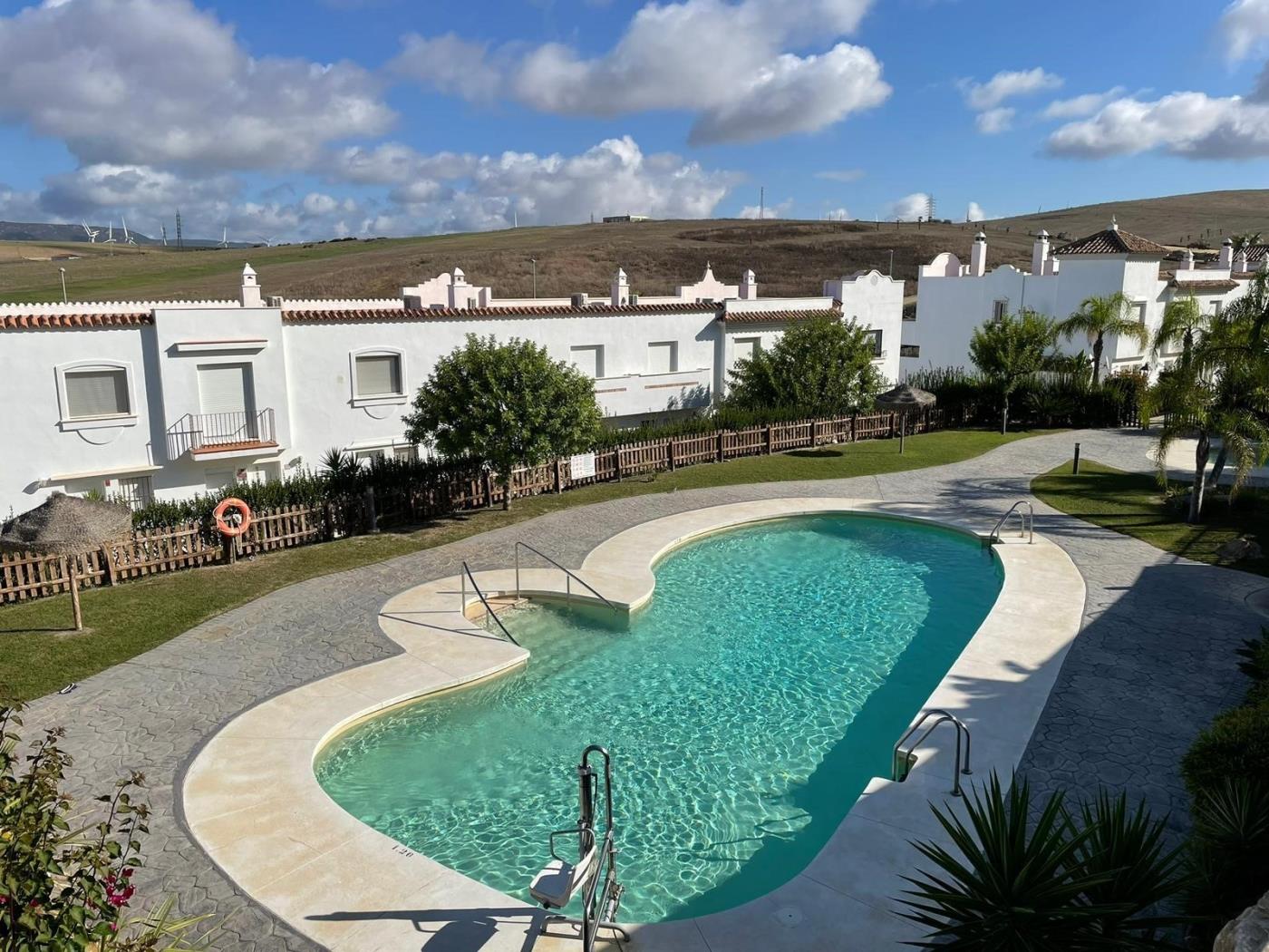 image Estupenda unifamiliar de 3 dorm + 2 baños a estrenar- 6 pax 13