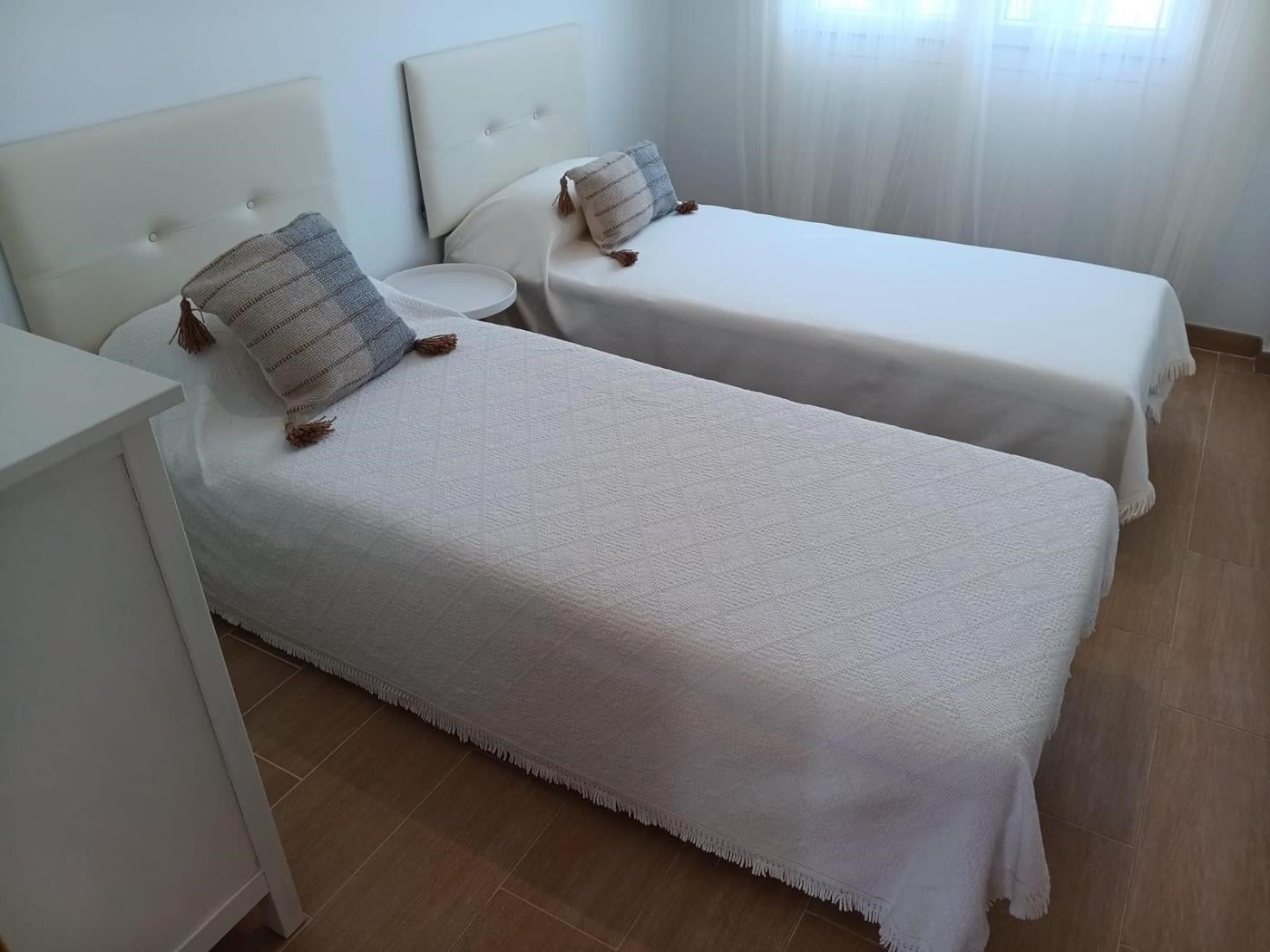 image Estupenda unifamiliar de 3 dorm + 2 baños a estrenar- 6 pax 19