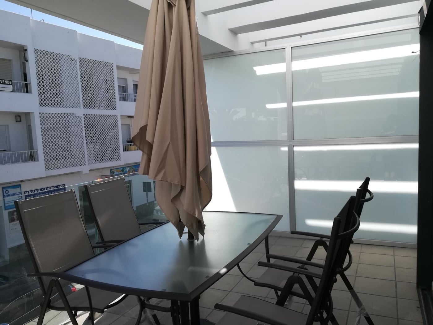 image Apartamento en el pueblo con piscina y garaje 12