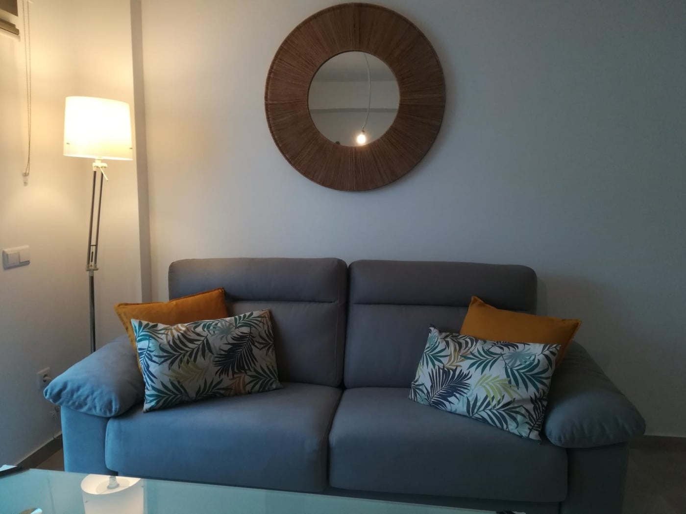 image Apartamento en el pueblo con piscina y garaje 6