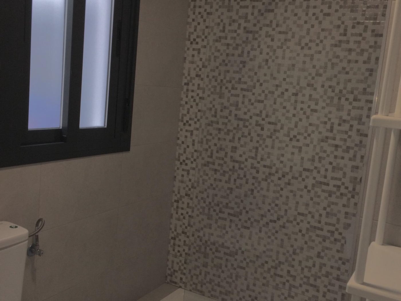 image Apartamento en el pueblo con piscina y garaje 7