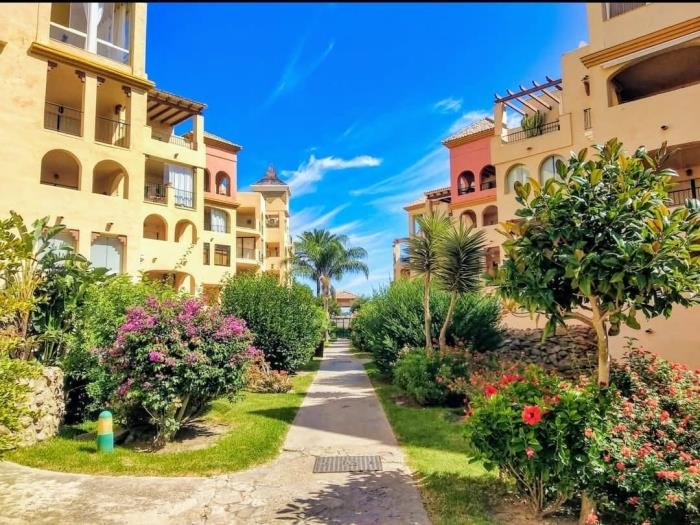 image Amplio apartamento en Urb. Jardines de Zahara- 6 Pax 18