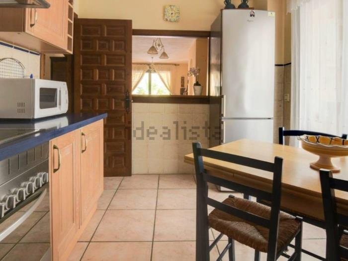 image Amplio apartamento en Urb. Jardines de Zahara- 6 Pax 4