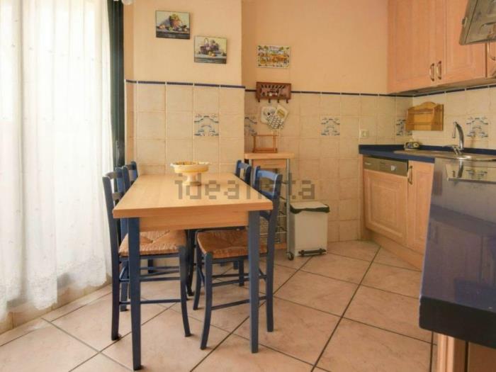 image Amplio apartamento en Urb. Jardines de Zahara- 6 Pax 6