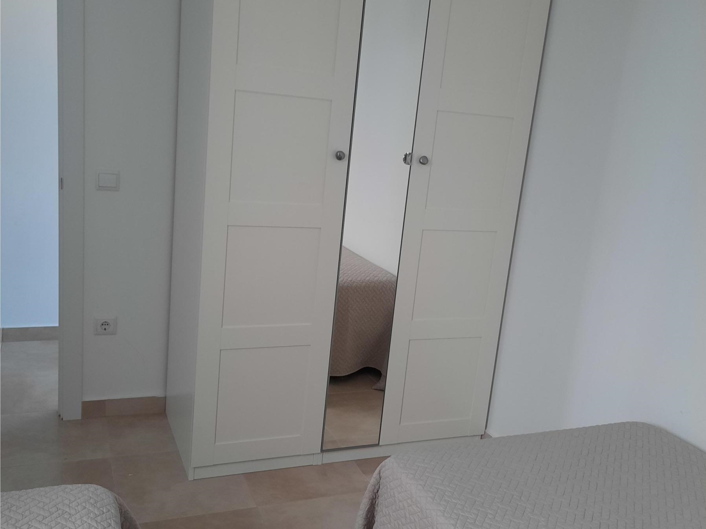 image Apartamento en el pueblo con piscina y garaje- 4 Pax - 8