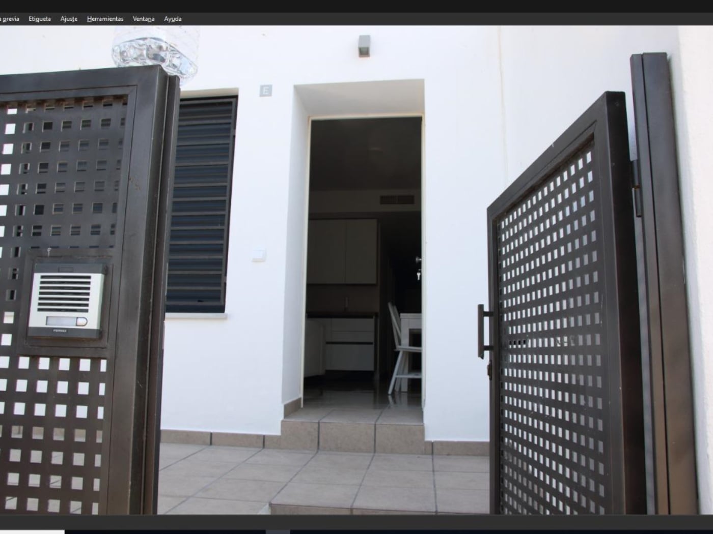 image Apartamento en el pueblo con piscina y garaje 19