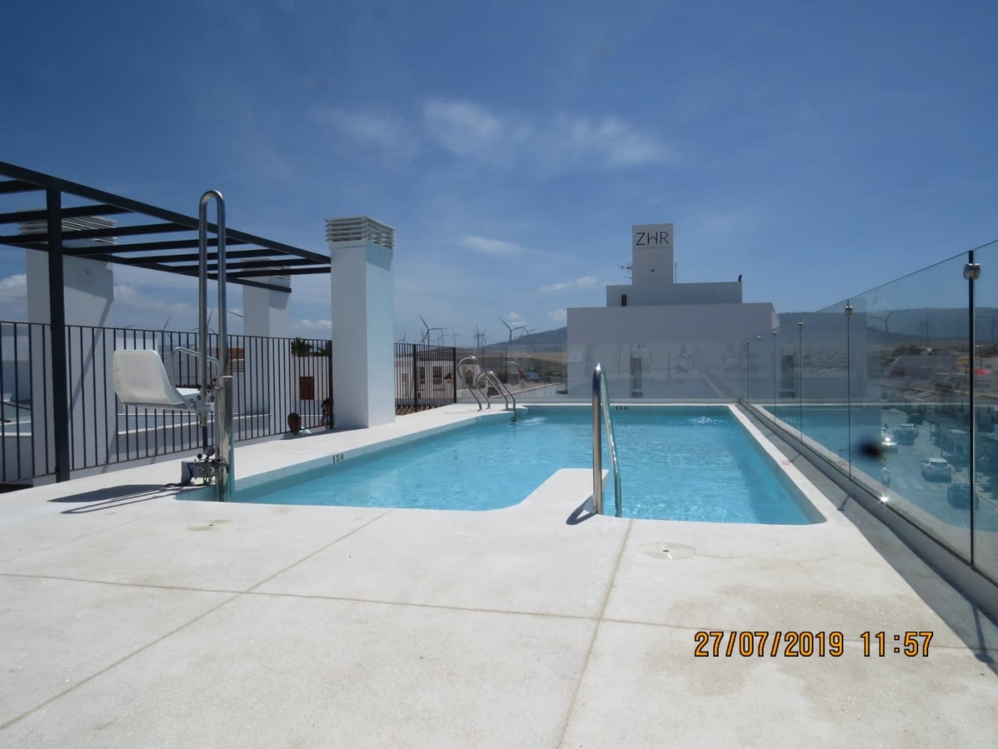 image Apartamento en el pueblo con piscina y garaje 19