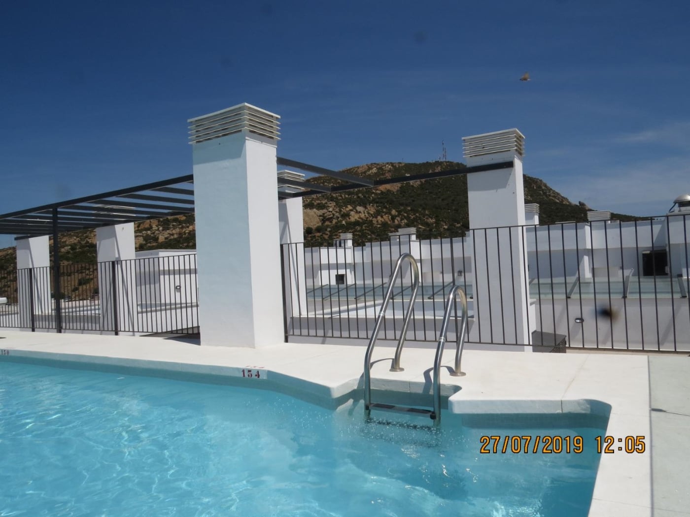 image Apartamento en el pueblo con piscina y garaje 26