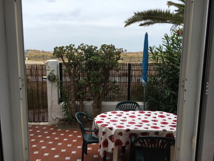 image Apartamento en el pueblo, 1ª línea de playa ( 4 Pax ) 2