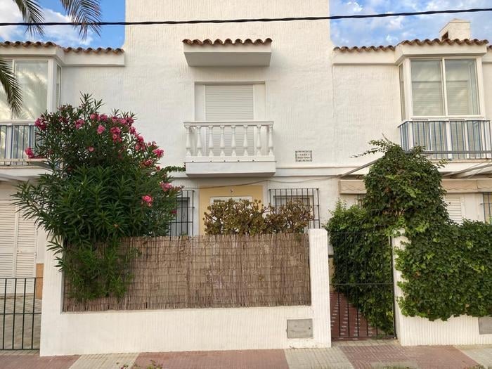 image Apartamento en el pueblo, 1ª línea de playa ( 4 Pax ) 8