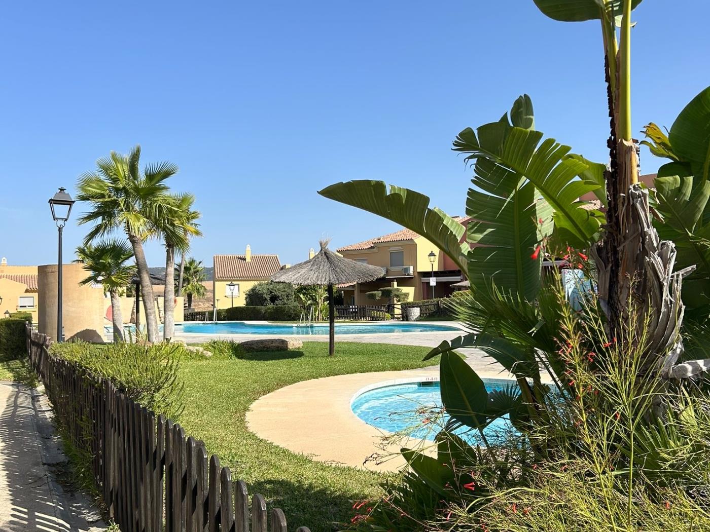 image Estupendo pareado en Atlanterra, Urb. Jarales Golf ( 4 pax ) 22