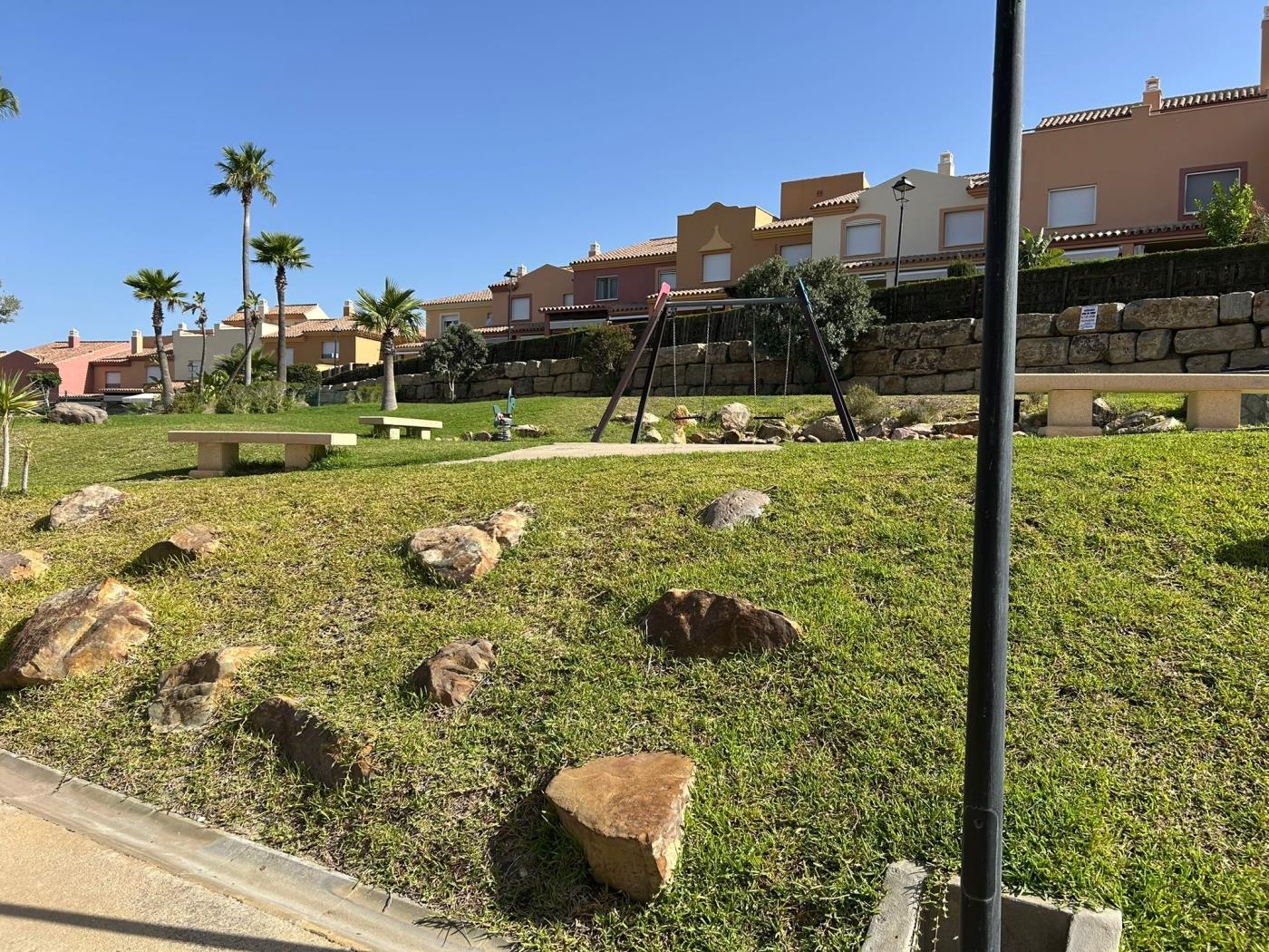 image Estupendo pareado en Atlanterra, Urb. Jarales Golf ( 4 pax ) 23