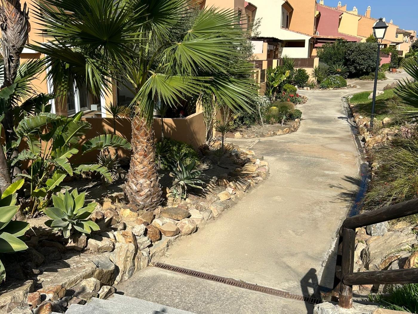 image Estupendo pareado en Atlanterra, Urb. Jarales Golf ( 4 pax ) 24