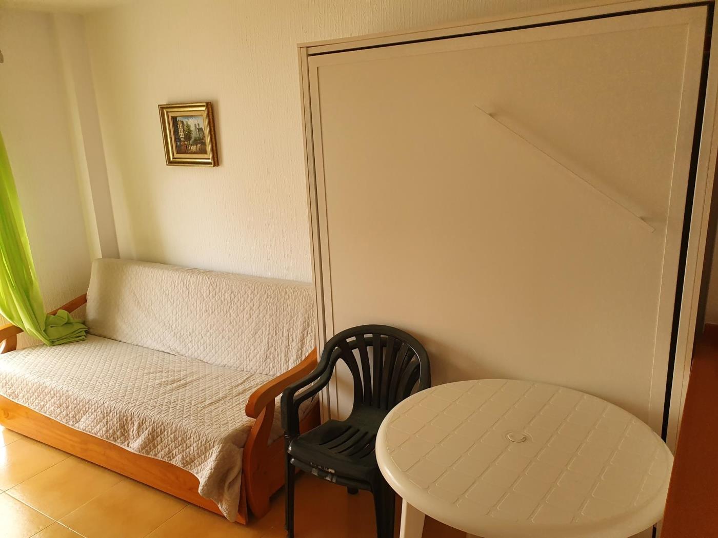 image Estudio en Urb. Atlanterra Pueblo ( 4 Pax ) 2