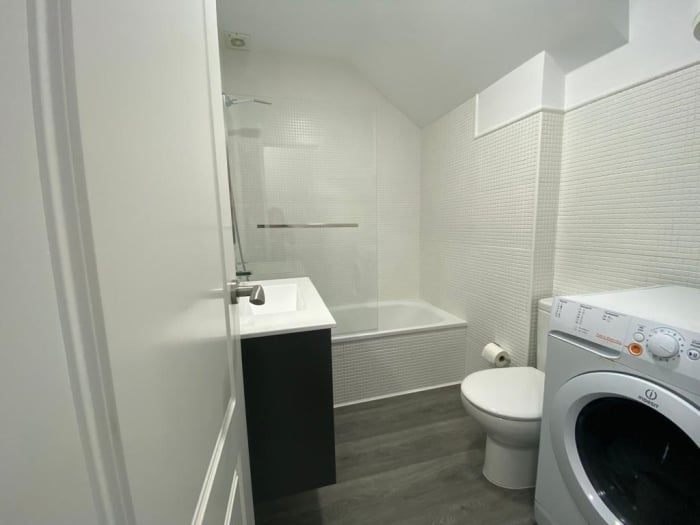 image Newly renovated apartment in the center - 2 bedrooms - 4 P 10