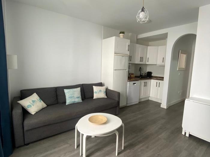 image Newly renovated apartment in the center - 2 bedrooms - 4 P 2
