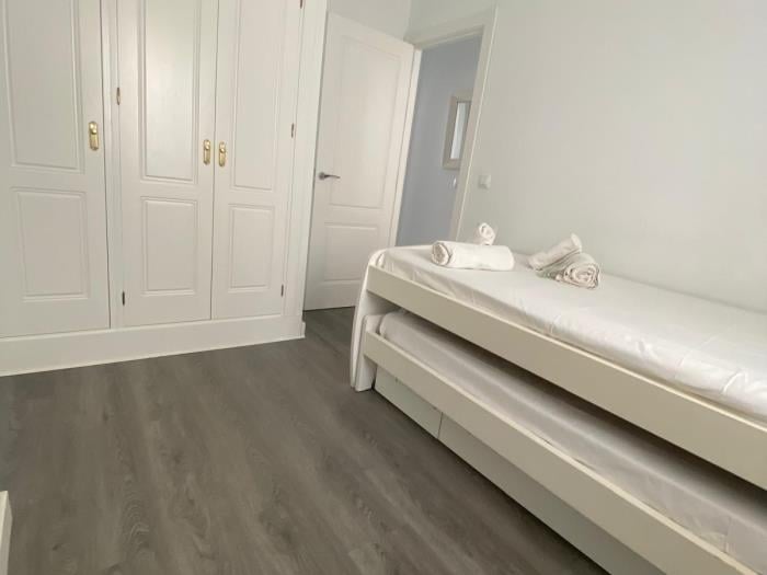 image Newly renovated apartment in the center - 2 bedrooms - 4 P 7