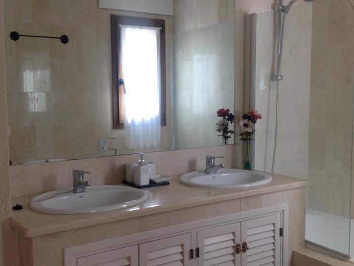 image Ático-dúplex de 1 dormitorio en Urb. Bahía de la Plata 12