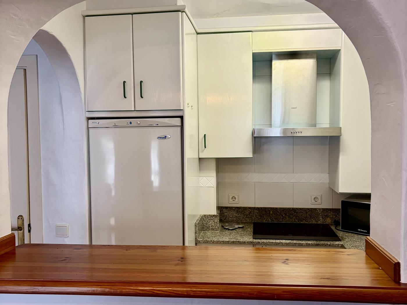 image Ático-dúplex de 1 dormitorio en Urb. Bahía de la Plata 15