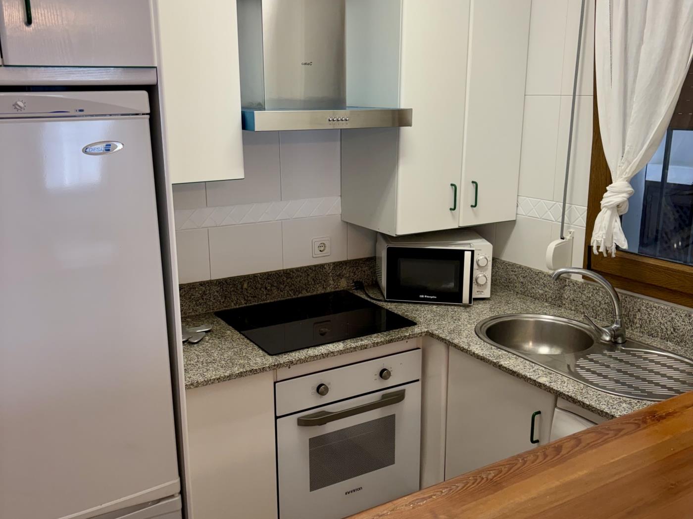 image Ático-dúplex de 1 dormitorio en Urb. Bahía de la Plata 18