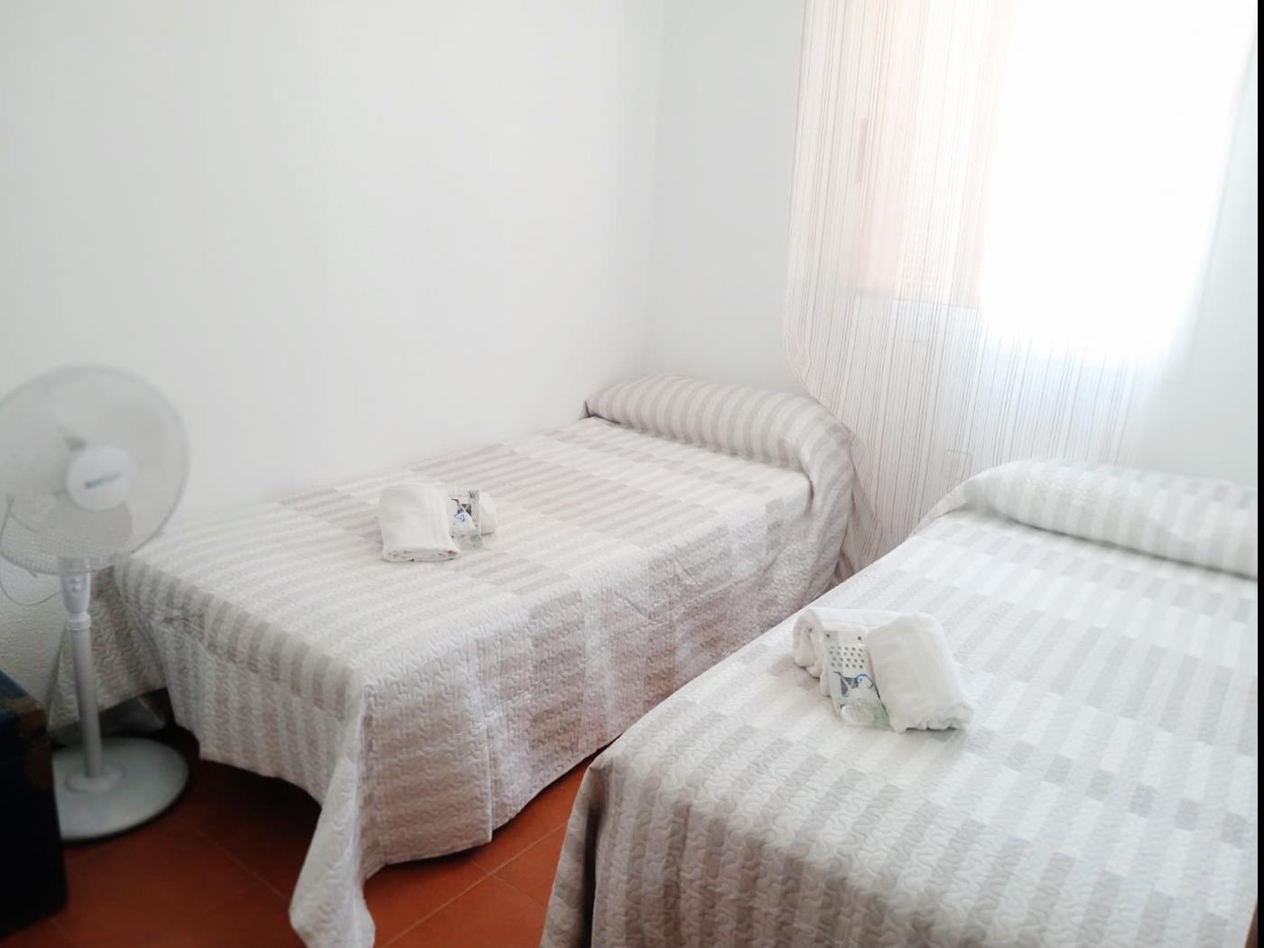 image Apartamento dúplex de 3 dorm en Urb. Las Palmeras - 5 Pax - 10
